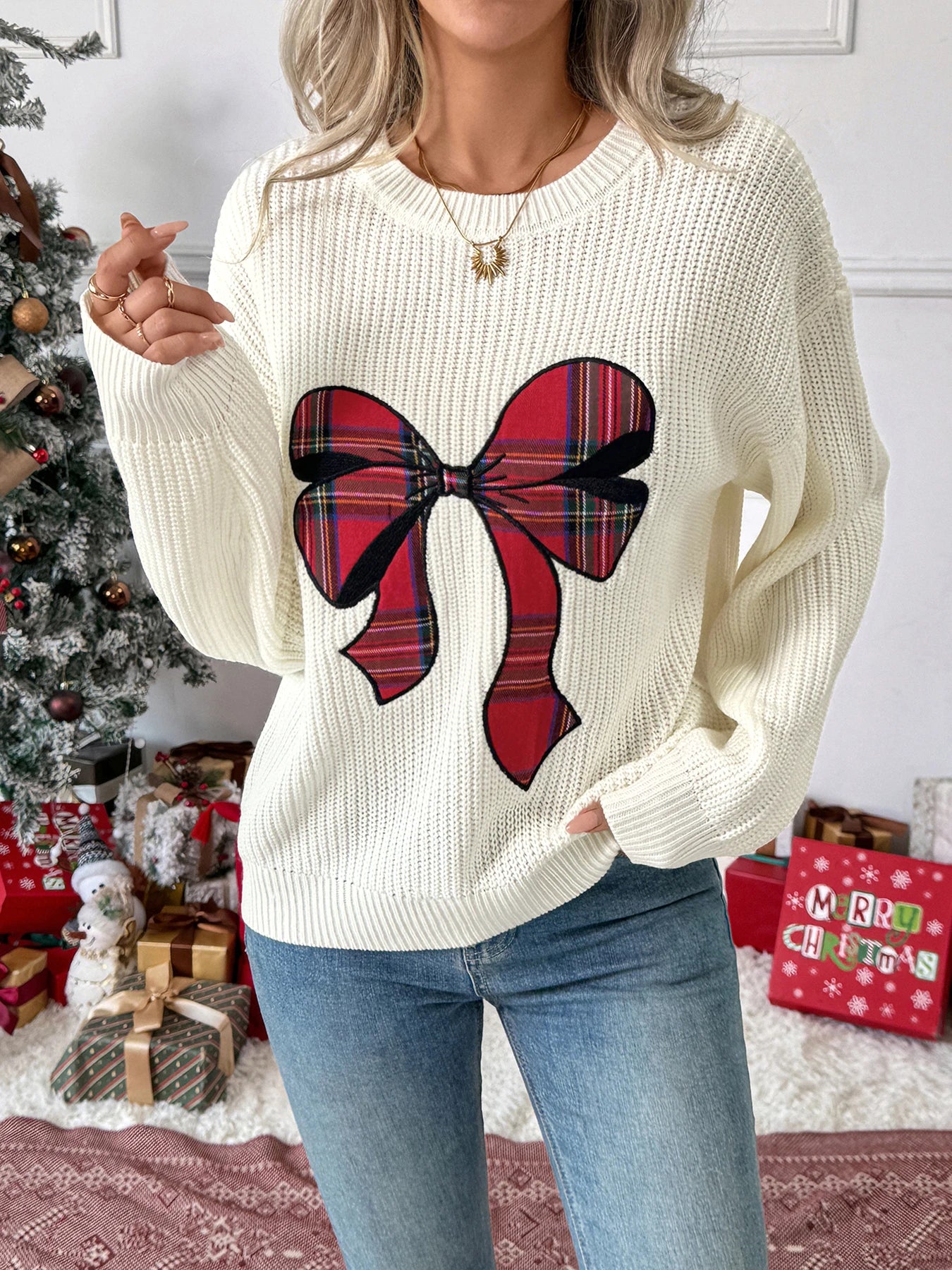Women's holiday sweater